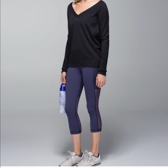 {Lululemon} Unity Pullover - Picture 3 of 8